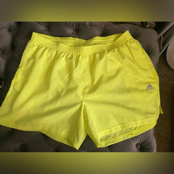 Women’s Adidas Shorts - Picture 1 of 4